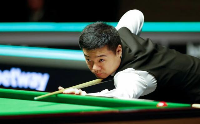 泰伦卢幸福的烦恼：快船这三位全明星，关键时刻的球权如何分配？