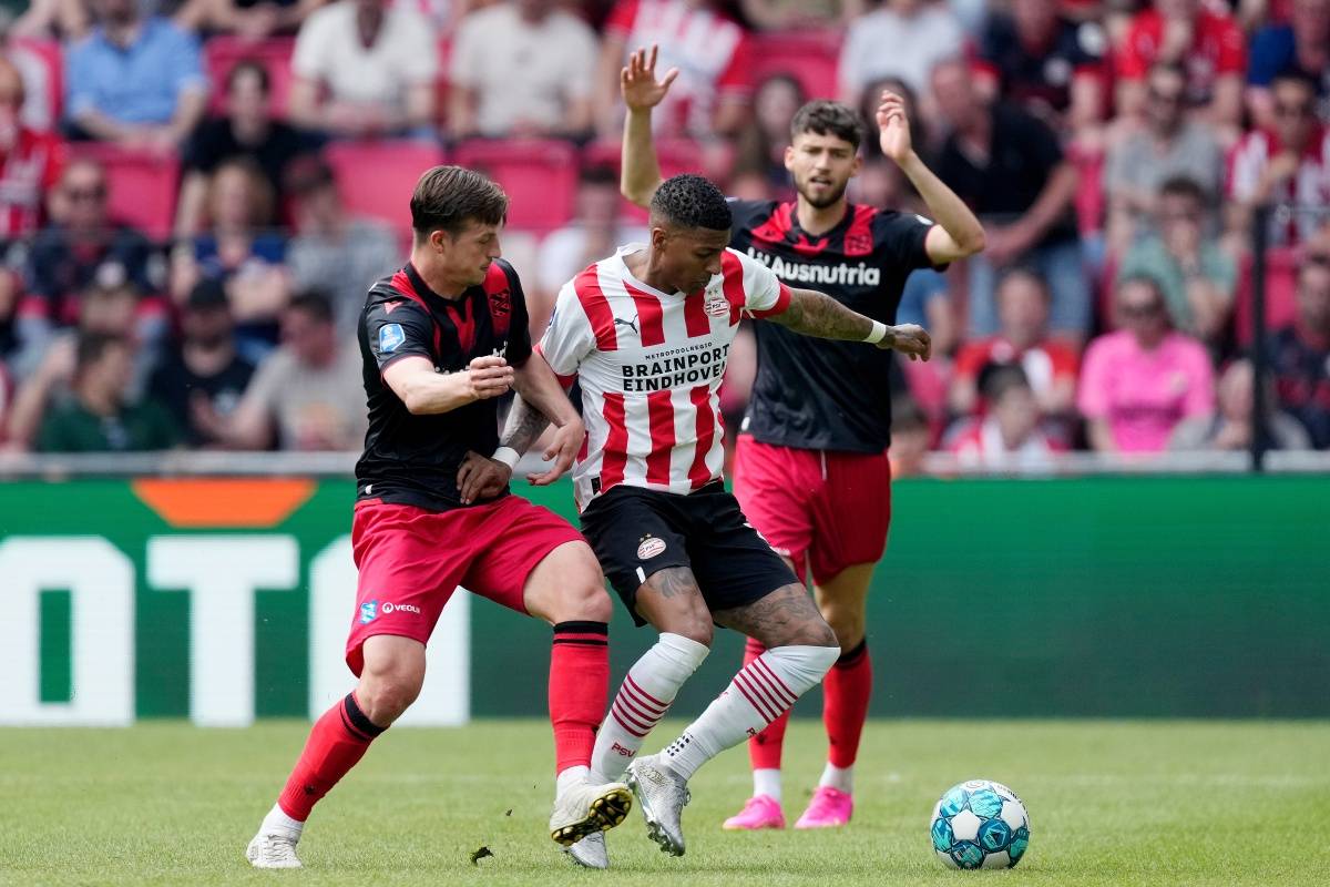 电讯报：纽卡正和切尔西谈杰克逊 前者想签中锋