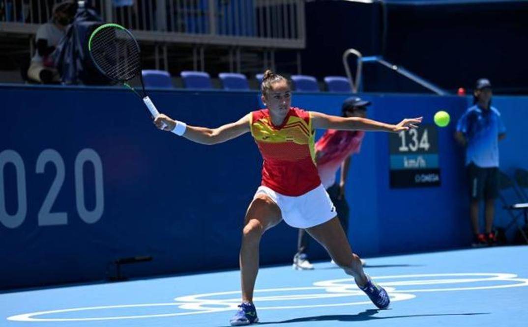 与对手鏖战 与对手鏖战