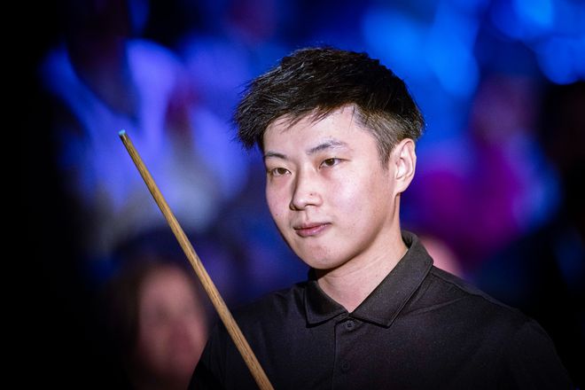 展现他在十 展现他在十